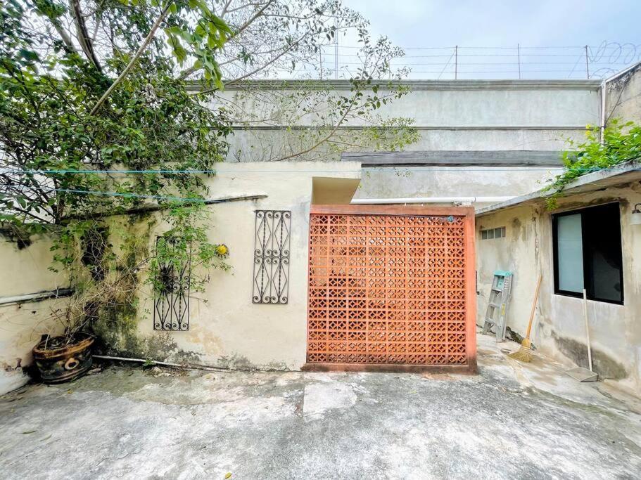 House Dzalbay Santa Lucia With Hot Tub Mérida Exterior foto
